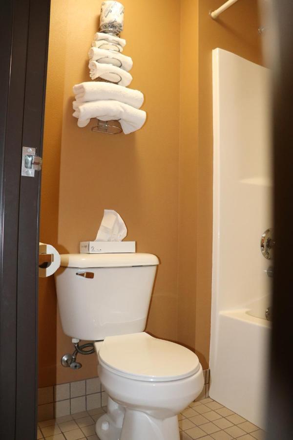 Prairie Inn Holmen La Crosse Area Esterno foto