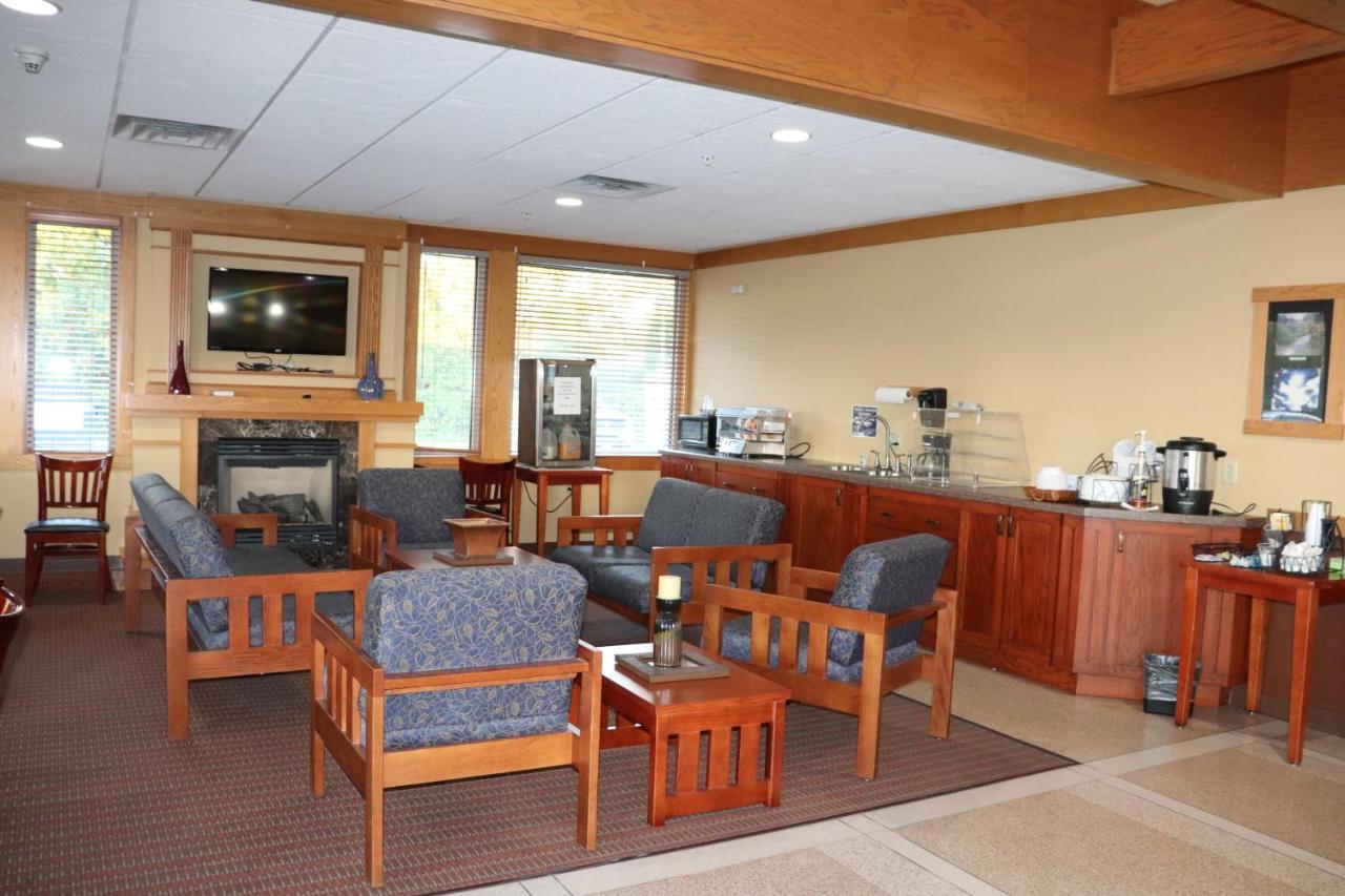 Prairie Inn Holmen La Crosse Area Esterno foto