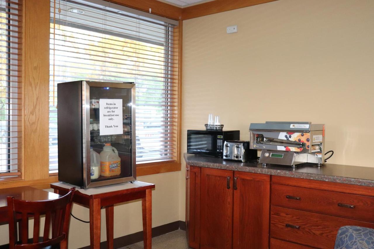 Prairie Inn Holmen La Crosse Area Esterno foto