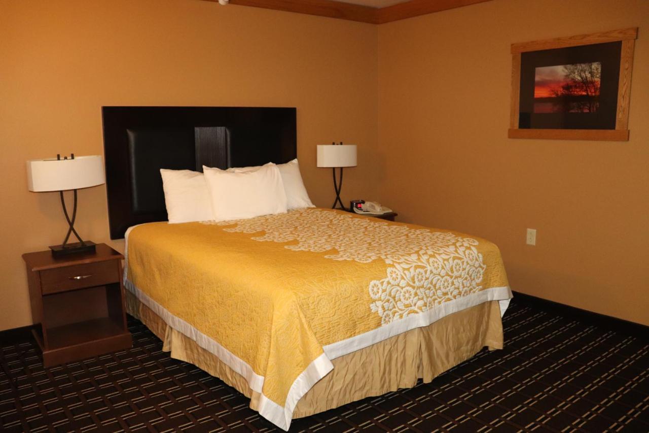Prairie Inn Holmen La Crosse Area Esterno foto